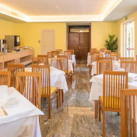 Hotel Centrale מלון גארדה