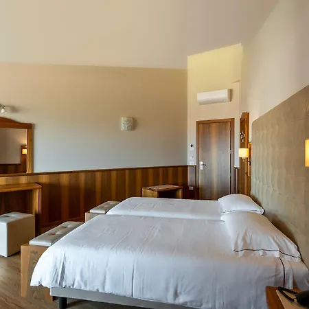 Hotel Centrale מלון 4*
