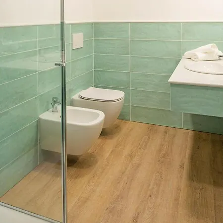 Hotel Centrale מלון גארדה