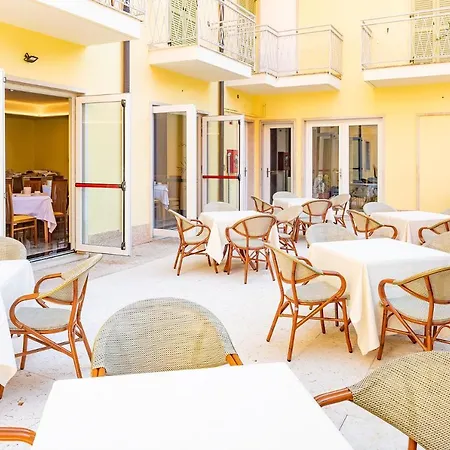 Hotel Centrale Otel 4*