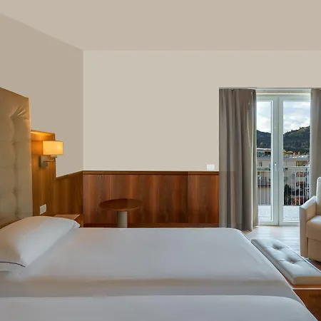 Otel Hotel Centrale 4*