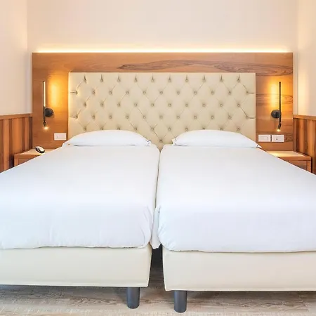 Otel Hotel Centrale 4*