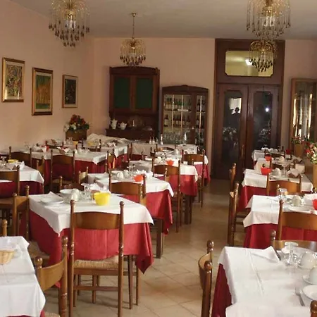 Hotel Centrale Otel