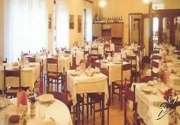 Hotel Centrale Otel